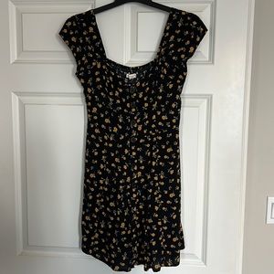 Aeropostale Size Medium mini Dress Black with Yellow Flowers
